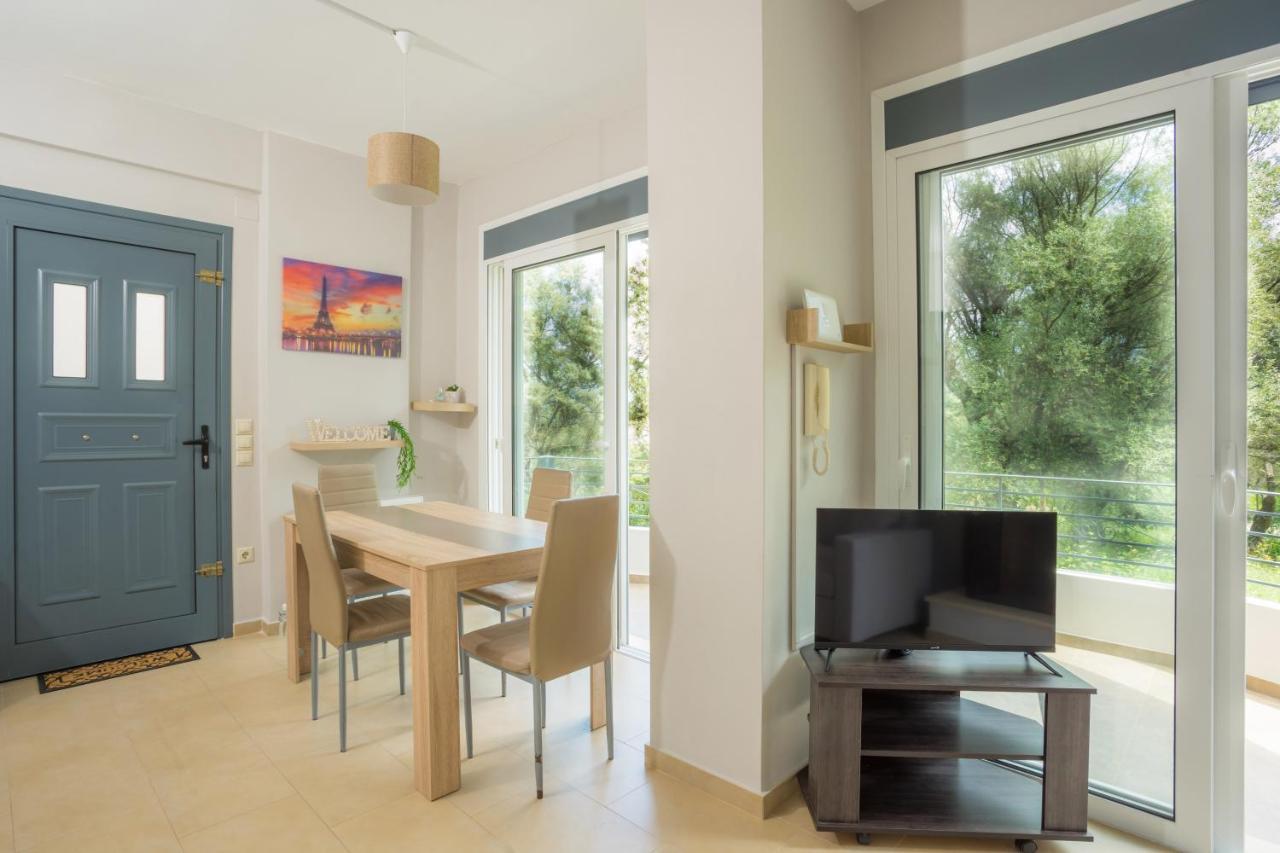Irida'S Guesthouse นิเกียนา ภายนอก รูปภาพ